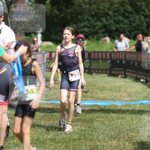 21.06.2026 - 29. Vierlanden-Triathlon Andreas Tolksdorf http://msf.ph/oto/9895289 21.06.2026 15:15:23 Ziel 1236, 1269, 1294, 1309, 1236, 1269, 1294, 1309 meine-sportfotos.de