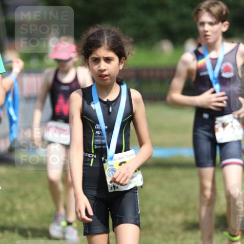 21.06.2026 - 29. Vierlanden-Triathlon Andreas Tolksdorf http://msf.ph/oto/9895311 21.06.2026 15:15:28 Ziel 1236, 1269, 1294, 1309, 1336, 1236, 1269, 1294, 1309, 1336 meine-sportfotos.de