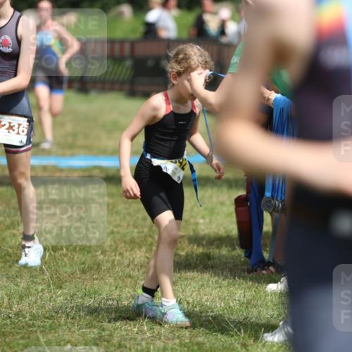 21.06.2026 - 29. Vierlanden-Triathlon Andreas Tolksdorf http://msf.ph/oto/9895317 21.06.2026 15:15:31 Ziel 1236, 1294, 1336, 1236, 1294, 1336 meine-sportfotos.de