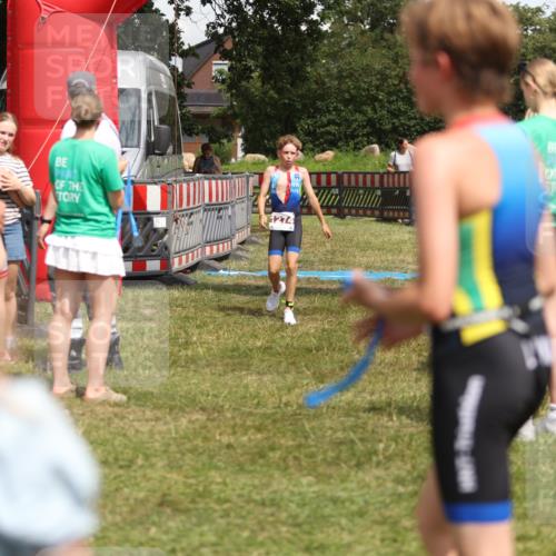 21.06.2026 - 29. Vierlanden-Triathlon Andreas Tolksdorf http://msf.ph/oto/9895358 21.06.2026 15:15:55 Ziel 1274, 1339, 1347, 1274, 1339, 1347 meine-sportfotos.de