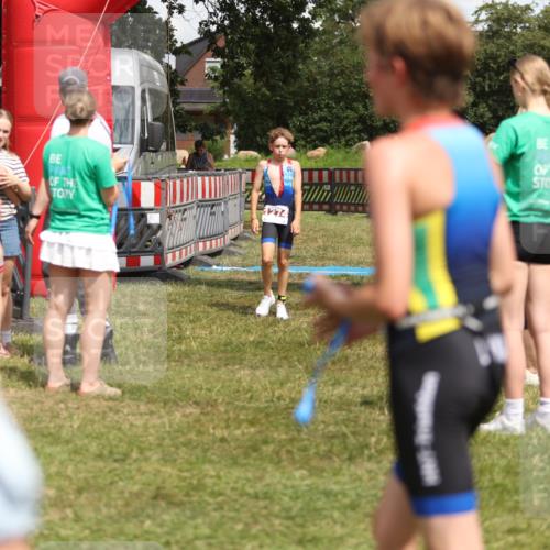 21.06.2026 - 29. Vierlanden-Triathlon Andreas Tolksdorf http://msf.ph/oto/9895360 21.06.2026 15:15:55 Ziel 1274, 1339, 1347, 1274, 1339, 1347 meine-sportfotos.de