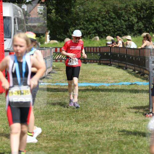 21.06.2026 - 29. Vierlanden-Triathlon Andreas Tolksdorf http://msf.ph/oto/9895393 21.06.2026 15:16:49 Ziel 1286, 1286 meine-sportfotos.de