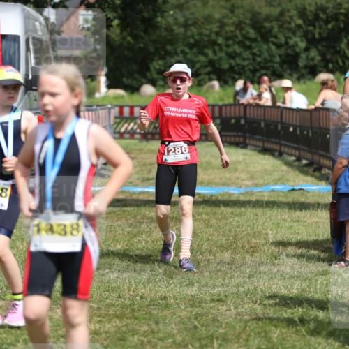 21.06.2026 - 29. Vierlanden-Triathlon Andreas Tolksdorf http://msf.ph/oto/9895395 21.06.2026 15:16:50 Ziel 1286, 1286 meine-sportfotos.de