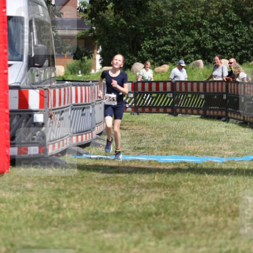 21.06.2026 - 29. Vierlanden-Triathlon Andreas Tolksdorf http://msf.ph/oto/9895406 21.06.2026 15:17:24 Ziel 1241, 1316, 1241, 1316 meine-sportfotos.de