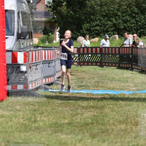 21.06.2026 - 29. Vierlanden-Triathlon Andreas Tolksdorf http://msf.ph/oto/9895407 21.06.2026 15:17:24 Ziel 1241, 1316, 1241, 1316 meine-sportfotos.de