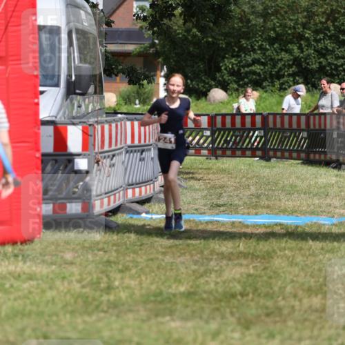 21.06.2026 - 29. Vierlanden-Triathlon Andreas Tolksdorf http://msf.ph/oto/9895414 21.06.2026 15:17:24 Ziel 1241, 1316, 1241, 1316 meine-sportfotos.de