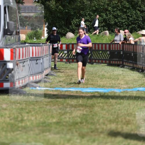 21.06.2026 - 29. Vierlanden-Triathlon Andreas Tolksdorf http://msf.ph/oto/9895423 21.06.2026 15:17:32 Ziel 230, 1316, 230, 1316 meine-sportfotos.de