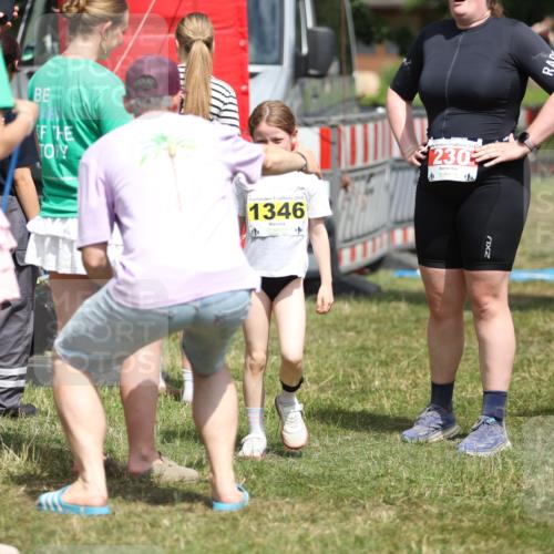 21.06.2026 - 29. Vierlanden-Triathlon Andreas Tolksdorf http://msf.ph/oto/9895453 21.06.2026 15:17:55 Ziel 1238, 1242, 1277, 1279, 1346, 1238, 1242, 1277, 1279, 1346 meine-sportfotos.de