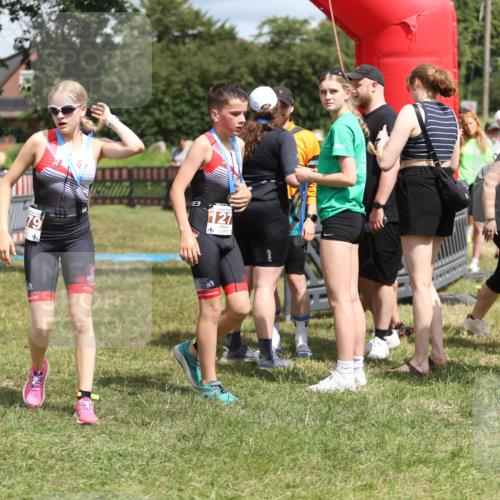 21.06.2026 - 29. Vierlanden-Triathlon Andreas Tolksdorf http://msf.ph/oto/9895484 21.06.2026 15:18:09 Ziel 1243, 1277, 1278, 1243, 1277, 1278 meine-sportfotos.de