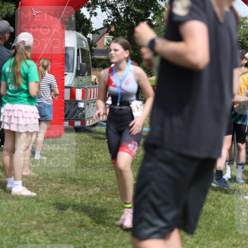 21.06.2026 - 29. Vierlanden-Triathlon Andreas Tolksdorf http://msf.ph/oto/9895495 21.06.2026 15:18:13 Ziel 1243, 1278, 1243, 1278 meine-sportfotos.de