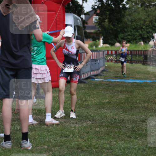 21.06.2026 - 29. Vierlanden-Triathlon Andreas Tolksdorf http://msf.ph/oto/9895509 21.06.2026 15:18:17 Ziel 1243, 1278, 1243, 1278 meine-sportfotos.de
