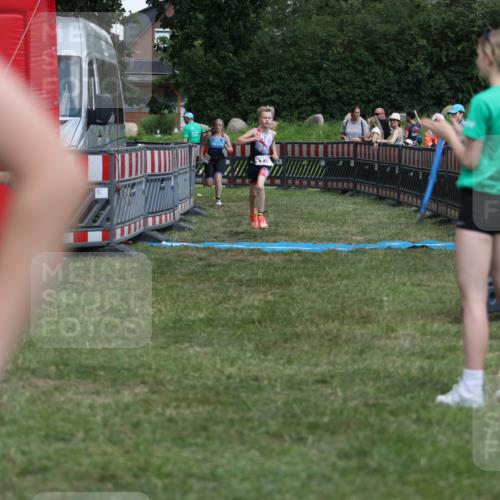 21.06.2026 - 29. Vierlanden-Triathlon Andreas Tolksdorf http://msf.ph/oto/9895546 21.06.2026 15:19:19 Ziel 1237, 1270, 1237, 1270 meine-sportfotos.de