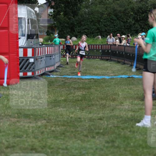 21.06.2026 - 29. Vierlanden-Triathlon Andreas Tolksdorf http://msf.ph/oto/9895551 21.06.2026 15:19:19 Ziel 1237, 1270, 1237, 1270 meine-sportfotos.de