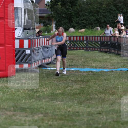 21.06.2026 - 29. Vierlanden-Triathlon Andreas Tolksdorf http://msf.ph/oto/9895554 21.06.2026 15:19:23 Ziel 1237, 1270, 1237, 1270 meine-sportfotos.de