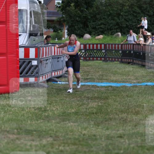 21.06.2026 - 29. Vierlanden-Triathlon Andreas Tolksdorf http://msf.ph/oto/9895556 21.06.2026 15:19:23 Ziel 1237, 1270, 1237, 1270 meine-sportfotos.de