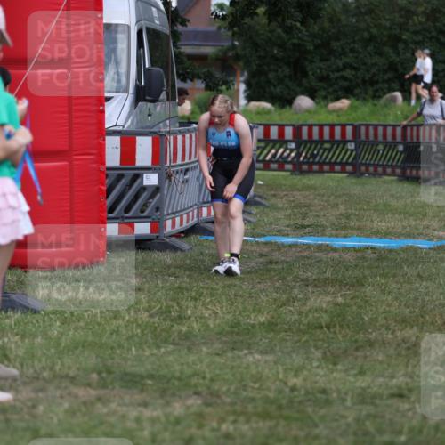 21.06.2026 - 29. Vierlanden-Triathlon Andreas Tolksdorf http://msf.ph/oto/9895558 21.06.2026 15:19:24 Ziel 1237, 1270, 1237, 1270 meine-sportfotos.de