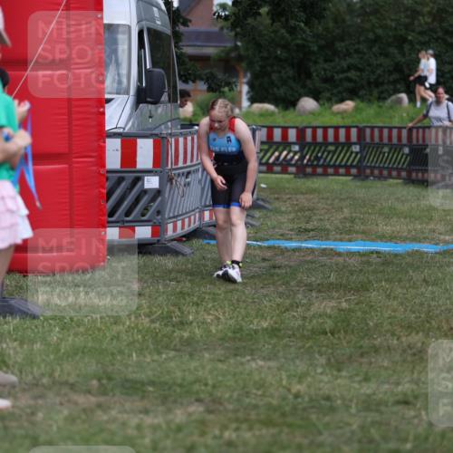 21.06.2026 - 29. Vierlanden-Triathlon Andreas Tolksdorf http://msf.ph/oto/9895559 21.06.2026 15:19:24 Ziel 1237, 1270, 1237, 1270 meine-sportfotos.de