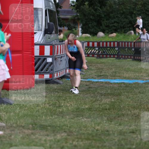 21.06.2026 - 29. Vierlanden-Triathlon Andreas Tolksdorf http://msf.ph/oto/9895560 21.06.2026 15:19:24 Ziel 1237, 1270, 1237, 1270 meine-sportfotos.de