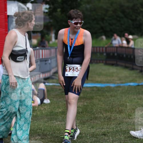21.06.2026 - 29. Vierlanden-Triathlon Andreas Tolksdorf http://msf.ph/oto/9895585 21.06.2026 15:19:52 Ziel  meine-sportfotos.de