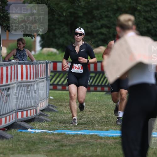 21.06.2026 - 29. Vierlanden-Triathlon Andreas Tolksdorf http://msf.ph/oto/9895588 21.06.2026 15:22:19 Ziel 105, 279, 105, 279 meine-sportfotos.de