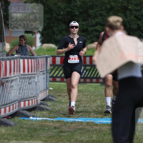 21.06.2026 - 29. Vierlanden-Triathlon Andreas Tolksdorf http://msf.ph/oto/9895593 21.06.2026 15:22:19 Ziel 105, 279, 105, 279 meine-sportfotos.de