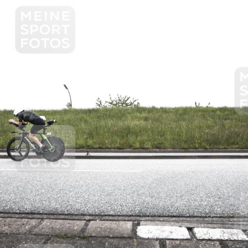 21.06.2026 - 29. Vierlanden-Triathlon H.Heesch http://msf.ph/oto/9895600 21.06.2026 09:36:27 Radfahren 23, 111, 216, 283 meine-sportfotos.de