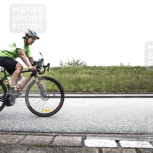21.06.2026 - 29. Vierlanden-Triathlon H.Heesch http://msf.ph/oto/9895608 21.06.2026 09:38:41 Radfahren 168, 256 meine-sportfotos.de