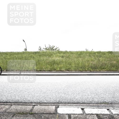 21.06.2026 - 29. Vierlanden-Triathlon H.Heesch http://msf.ph/oto/9895647 21.06.2026 09:49:53 Radfahren 8, 46, 64, 217, 229, 272 meine-sportfotos.de