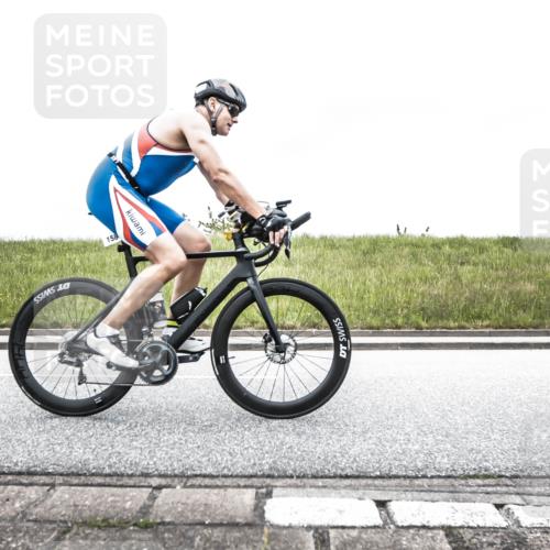 21.06.2026 - 29. Vierlanden-Triathlon H.Heesch http://msf.ph/oto/9895650 21.06.2026 09:50:08 Radfahren 31, 37, 92, 158 meine-sportfotos.de