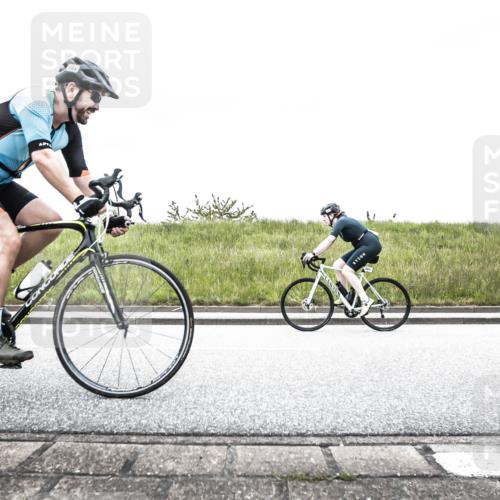 21.06.2026 - 29. Vierlanden-Triathlon H.Heesch http://msf.ph/oto/9895664 21.06.2026 09:53:30 Radfahren 51, 74, 79, 178, 183, 197, 219, 224, 268, 302 meine-sportfotos.de