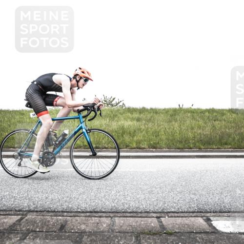 21.06.2026 - 29. Vierlanden-Triathlon H.Heesch http://msf.ph/oto/9895697 21.06.2026 10:01:53 Radfahren 106, 197, 387 meine-sportfotos.de