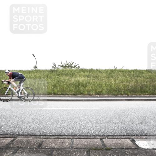 21.06.2026 - 29. Vierlanden-Triathlon H.Heesch http://msf.ph/oto/9895722 21.06.2026 10:13:24 Radfahren 9, 26, 90, 126, 276, 395, 431 meine-sportfotos.de