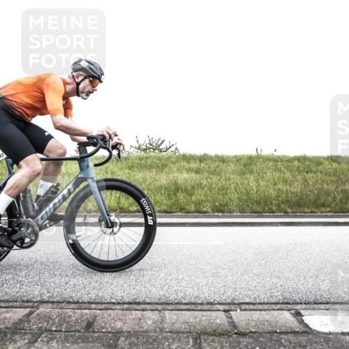 21.06.2026 - 29. Vierlanden-Triathlon H.Heesch http://msf.ph/oto/9895749 21.06.2026 10:19:02 Radfahren 81, 164, 283, 470 meine-sportfotos.de