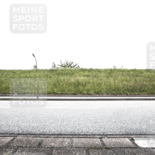 21.06.2026 - 29. Vierlanden-Triathlon H.Heesch http://msf.ph/oto/9895755 21.06.2026 10:19:18 Radfahren 24, 247, 261, 1356 meine-sportfotos.de