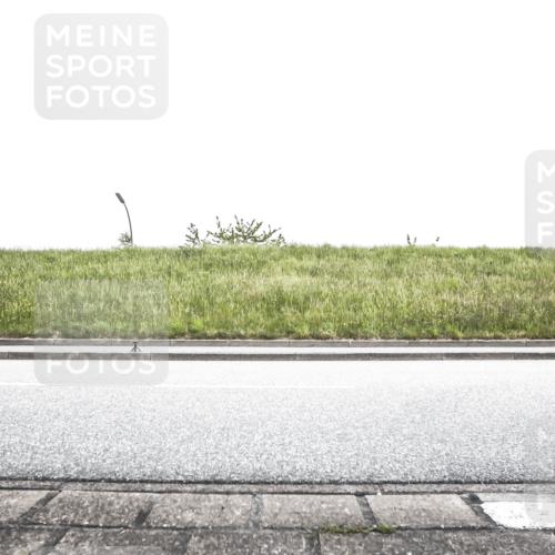 21.06.2026 - 29. Vierlanden-Triathlon H.Heesch http://msf.ph/oto/9895776 21.06.2026 10:20:20 Radfahren 15, 176, 364 meine-sportfotos.de