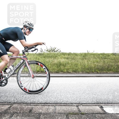 21.06.2026 - 29. Vierlanden-Triathlon H.Heesch http://msf.ph/oto/9895780 21.06.2026 10:20:40 Radfahren 52, 542 meine-sportfotos.de