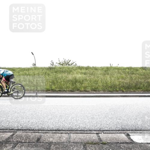 21.06.2026 - 29. Vierlanden-Triathlon H.Heesch http://msf.ph/oto/9895789 21.06.2026 10:21:34 Radfahren 14, 192, 205, 284 meine-sportfotos.de