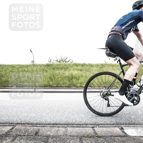 21.06.2026 - 29. Vierlanden-Triathlon H.Heesch http://msf.ph/oto/9895795 21.06.2026 10:21:55 Radfahren 37, 115, 213, 427, 438, 478, 549 meine-sportfotos.de