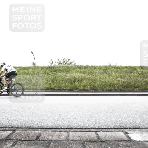 21.06.2026 - 29. Vierlanden-Triathlon H.Heesch http://msf.ph/oto/9895836 21.06.2026 10:47:52 Radfahren 32, 238, 411 meine-sportfotos.de