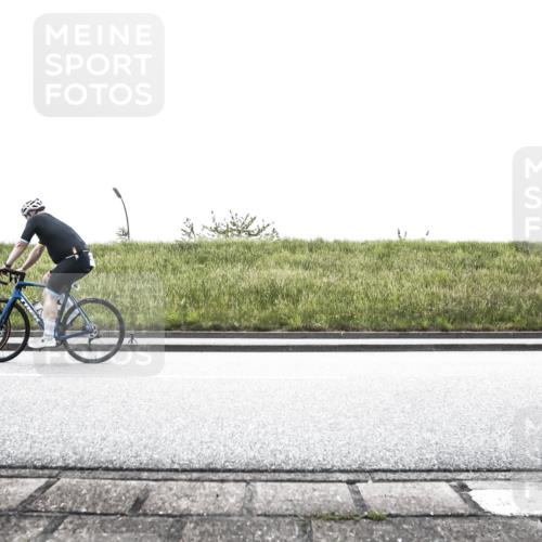 21.06.2026 - 29. Vierlanden-Triathlon H.Heesch http://msf.ph/oto/9895857 21.06.2026 10:49:10 Radfahren 231, 442, 458 meine-sportfotos.de