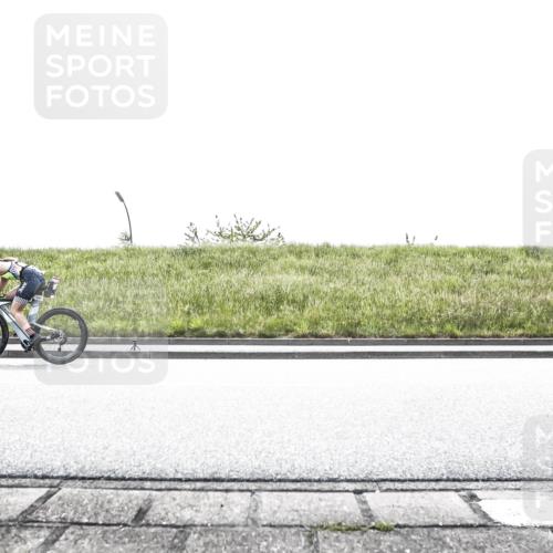 21.06.2026 - 29. Vierlanden-Triathlon H.Heesch http://msf.ph/oto/9895861 21.06.2026 10:49:42 Radfahren 140, 151, 241, 277, 1356 meine-sportfotos.de