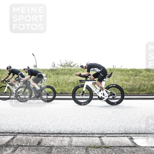 21.06.2026 - 29. Vierlanden-Triathlon H.Heesch http://msf.ph/oto/9895869 21.06.2026 10:50:04 Radfahren 39, 69, 77, 148, 418 meine-sportfotos.de