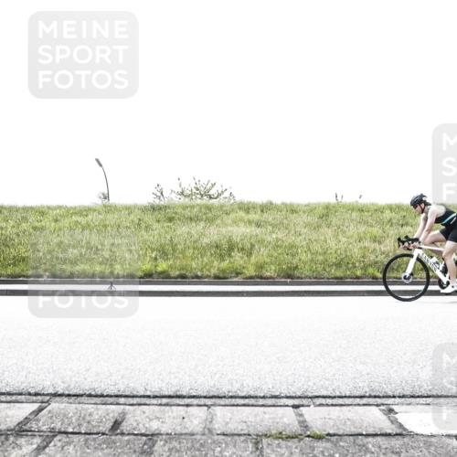 21.06.2026 - 29. Vierlanden-Triathlon H.Heesch http://msf.ph/oto/9895914 21.06.2026 10:52:12 Radfahren 24, 45, 167, 249, 281, 290, 496, 584 meine-sportfotos.de