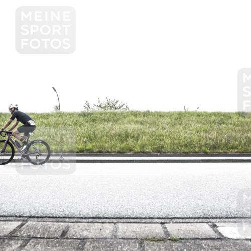 21.06.2026 - 29. Vierlanden-Triathlon H.Heesch http://msf.ph/oto/9895925 21.06.2026 10:52:53 Radfahren 50, 121, 130, 261, 404, 426, 577, 625 meine-sportfotos.de
