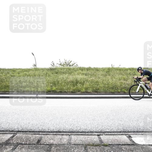 21.06.2026 - 29. Vierlanden-Triathlon H.Heesch http://msf.ph/oto/9895931 21.06.2026 10:53:17 Radfahren 135, 168, 521, 536, 591, 604 meine-sportfotos.de