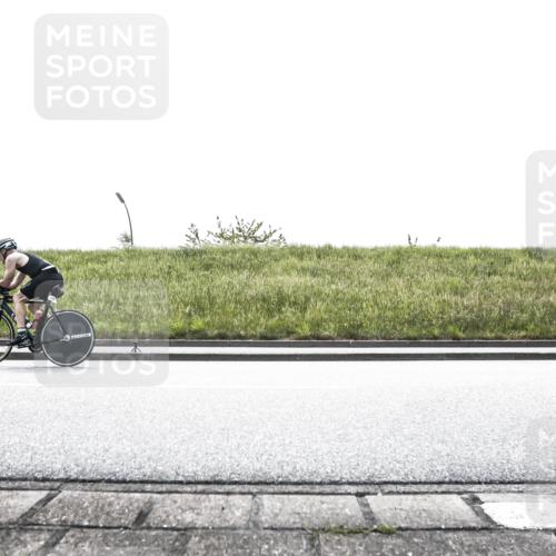 21.06.2026 - 29. Vierlanden-Triathlon H.Heesch http://msf.ph/oto/9895948 21.06.2026 10:54:22 Radfahren 8, 21, 116, 248 meine-sportfotos.de