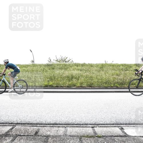 21.06.2026 - 29. Vierlanden-Triathlon H.Heesch http://msf.ph/oto/9895950 21.06.2026 10:54:40 Radfahren 33, 94, 509, 526, 545, 552, 562, 599 meine-sportfotos.de