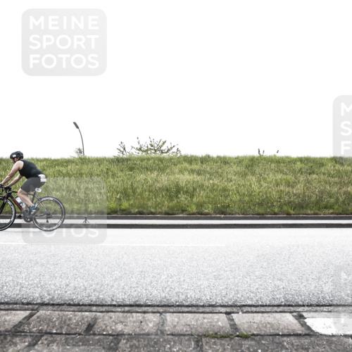 21.06.2026 - 29. Vierlanden-Triathlon H.Heesch http://msf.ph/oto/9895974 21.06.2026 11:00:14 Radfahren 296, 355, 516, 551, 572 meine-sportfotos.de