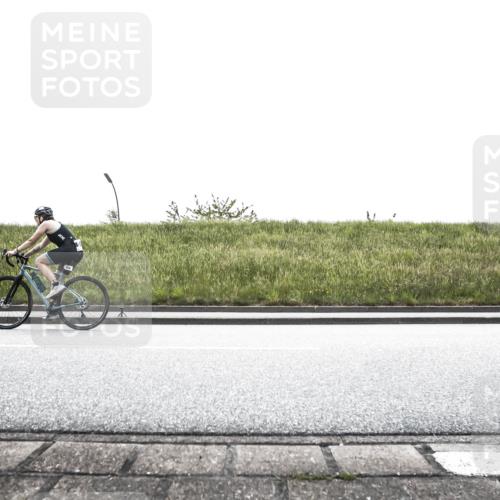 21.06.2026 - 29. Vierlanden-Triathlon H.Heesch http://msf.ph/oto/9895978 21.06.2026 11:00:15 Radfahren 296, 355, 516 meine-sportfotos.de