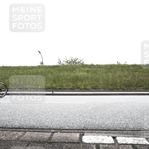21.06.2026 - 29. Vierlanden-Triathlon H.Heesch http://msf.ph/oto/9895985 21.06.2026 09:36:07 Radfahren 75, 200 meine-sportfotos.de